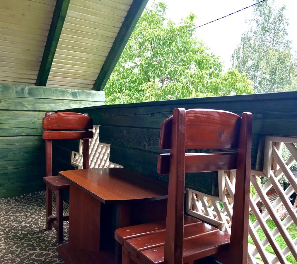 Cottage Shchaslyvyi Yaremche Exterior foto